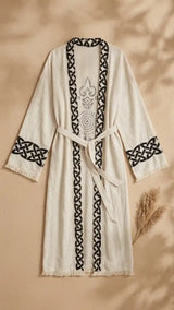 صورة عميلة